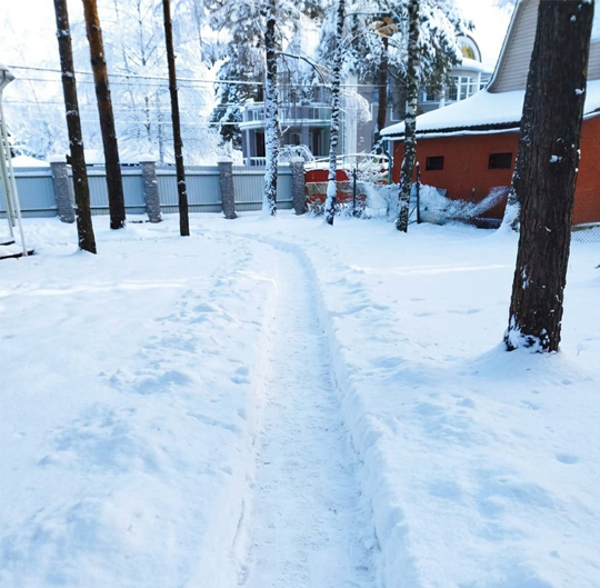 Земельный участок в снегу